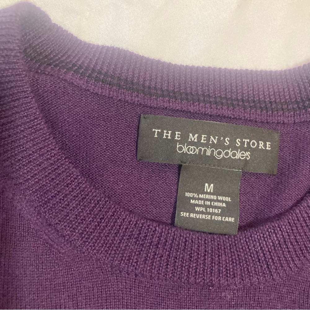 The Men’s Store Bloomingdale’s sweater - Picture 4 of 6